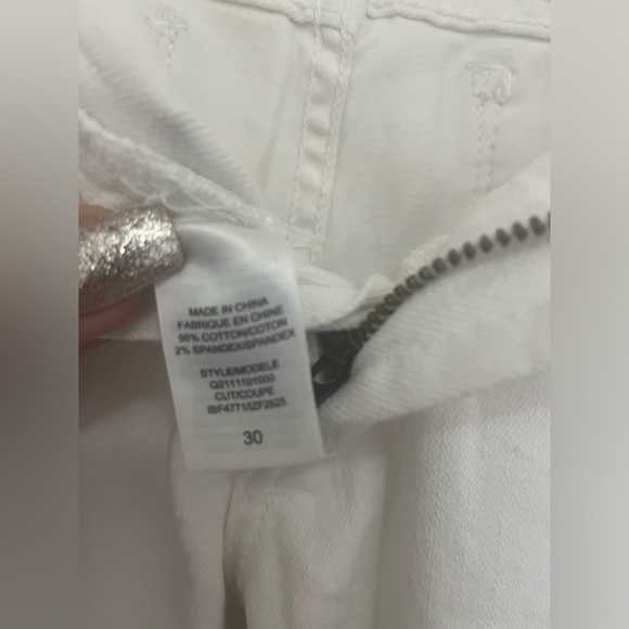 New White Guess Jeans Size 30 - Picture 6 of 7